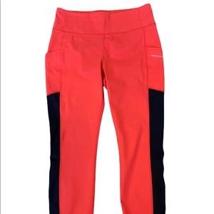 Mind Body Love Peace/Peach Love World Red with Black Trim Leggings Size Large